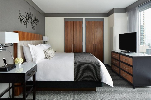 Loews Chicago Hotel image 17